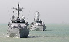 RAN Armidale class Patrol Boats HMAS Wollongong, HMAS Launceston